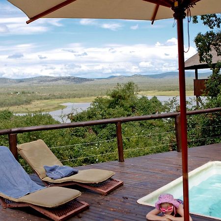 Nkwazi Lake Lodge Pongola Ngoại thất bức ảnh